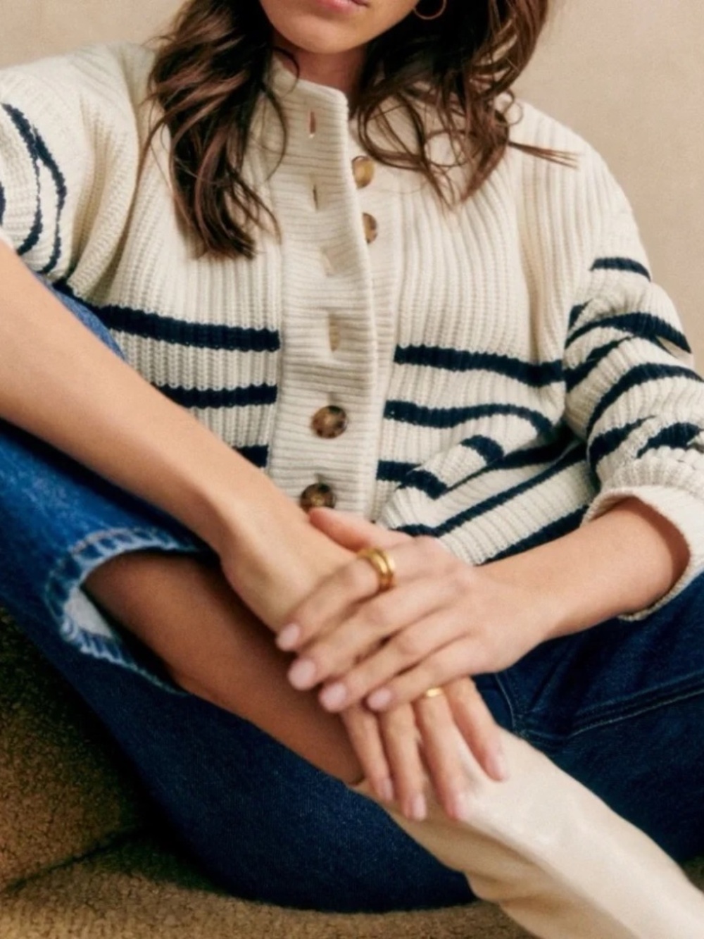 NWT Sezane Lucas Jumper in Ecru/Navy Size XS (Runs Large) - Picture 3 of 14